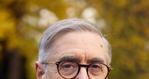 David Earl